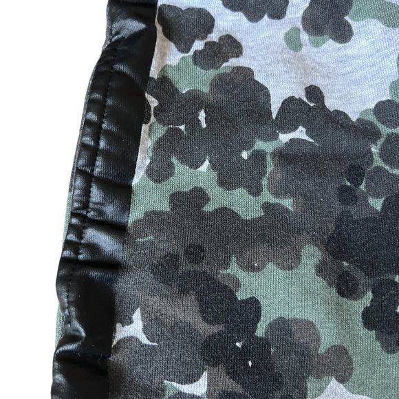 Stella McCartney Kids Camo Printed Joggers Army Green Brown Size 8 years - Picture 3 of 9